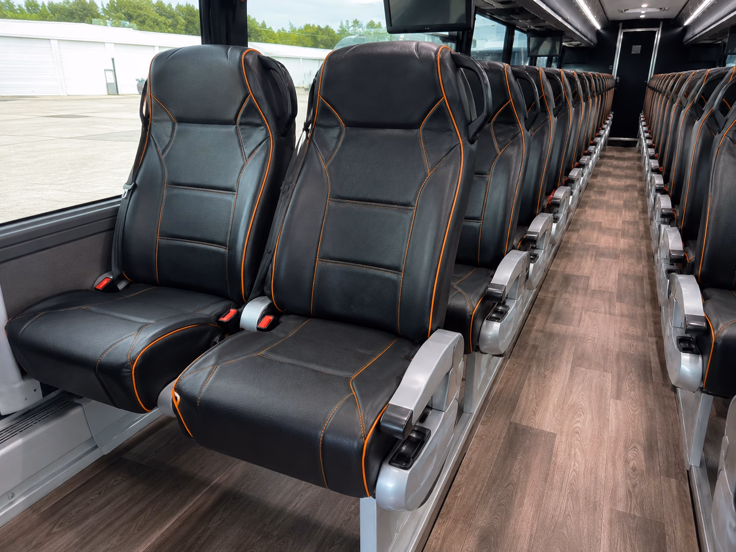 shuttle guests between bentonville hotels and crystal bridges or the momentary